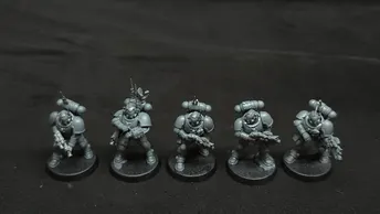 Warhammer 40k Space Marines Infiltrators x5