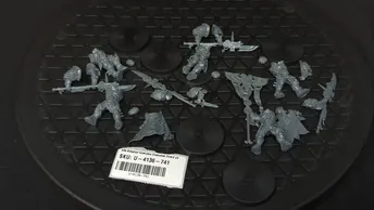 Warhammer 40k Adeptus Custodes Custodian Guard x5