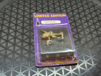 Warhammer Necromunda Necromunda Limited Edition Bounty Huntress x1