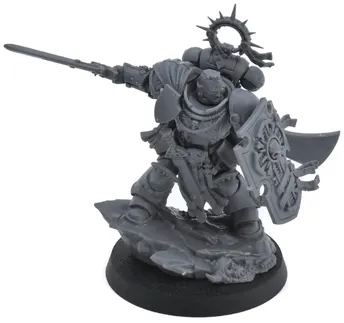 SPACE MARINES Captain With Relic Shield Armageddon Warhammer 40K Assembled