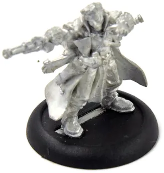 Warmachine Cygnar Gun Mage Captain Adept #1 Metal