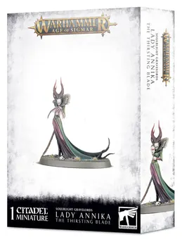 Lady Annika, la Lama Assetata