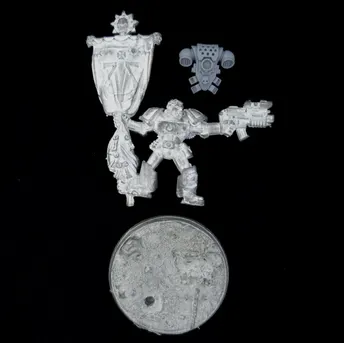 Space Marines Skullz Limited Edition Standard Bearer