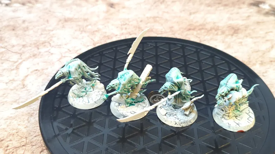 Age of Sigmar Nighthaunt Glaivewraith Stalkers x4