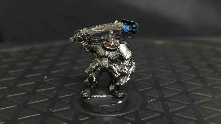 Warhammer 40k Space Marines Apothecary (OOP Metal) x1