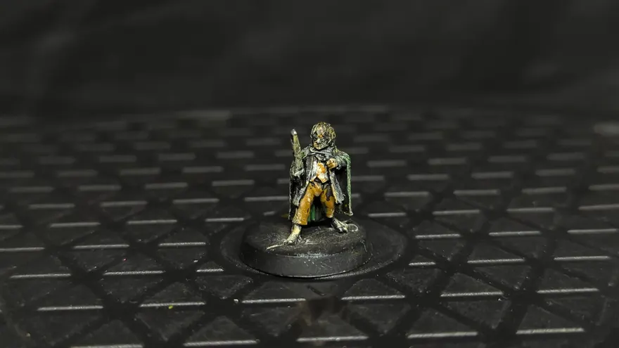 Lord of the Rings Middle-Earth Middle Earth Frodo (OOP) x1