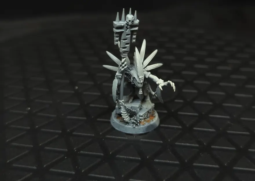 Games Workshop Skink Starpriest