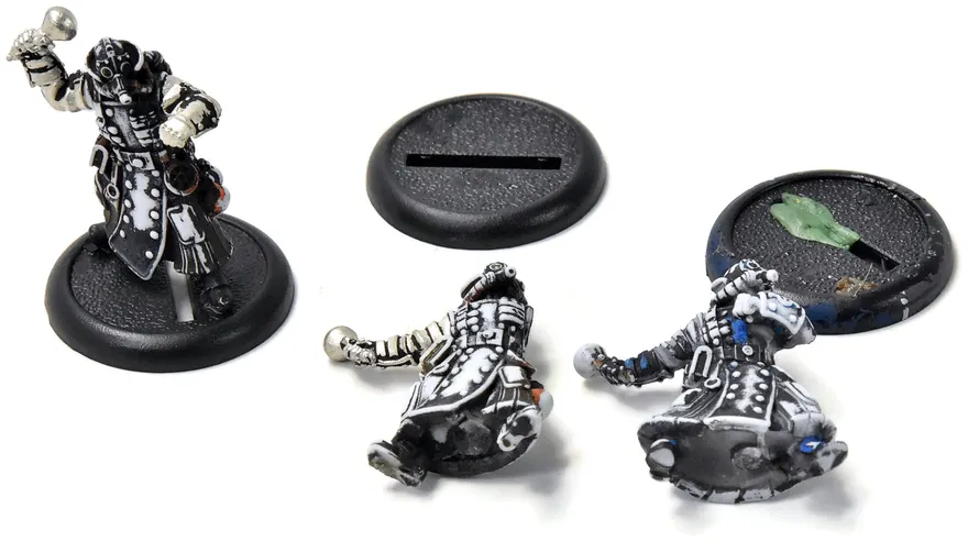 Warmachine 3 Combat Alchemists #2 Metal Crucible Guard