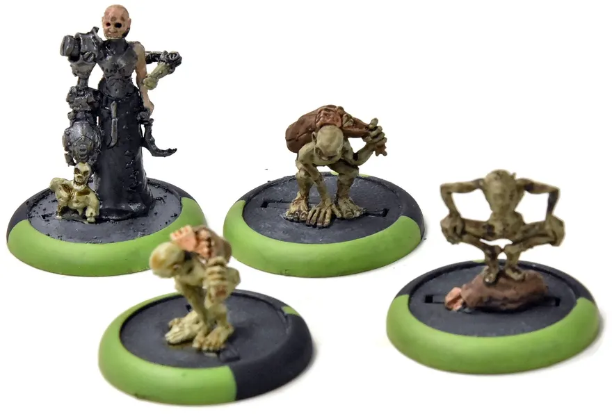 Warmachine Necrosurgeon & Stitch Thralls #2 Metal Cryx