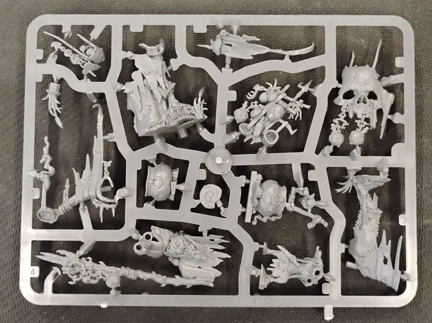 Age of Sigmar: Swampcalla Shaman with Pot-Grot